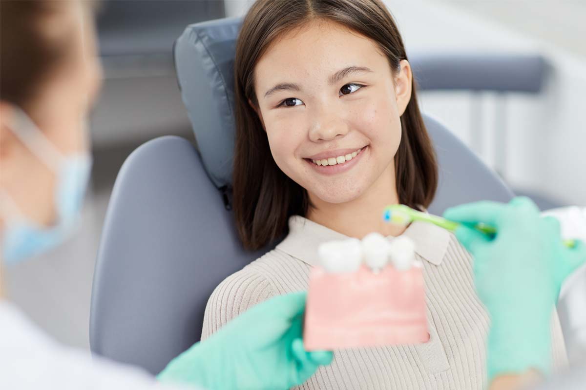 pediatric-dental-emergency child being treated for a pediatric dental emergency