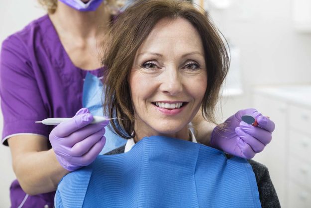 pain-free-dentistry woman at a pain free dentistry